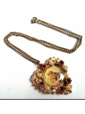 VINTAGE RHINESTONE PEARL SAINT JESUS GOD 16" NECKLACE